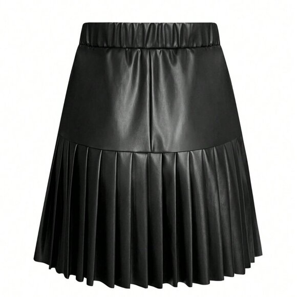 Black Casual Women's Minimalist faux leather Pleated Skirt - Picture 2 of 4